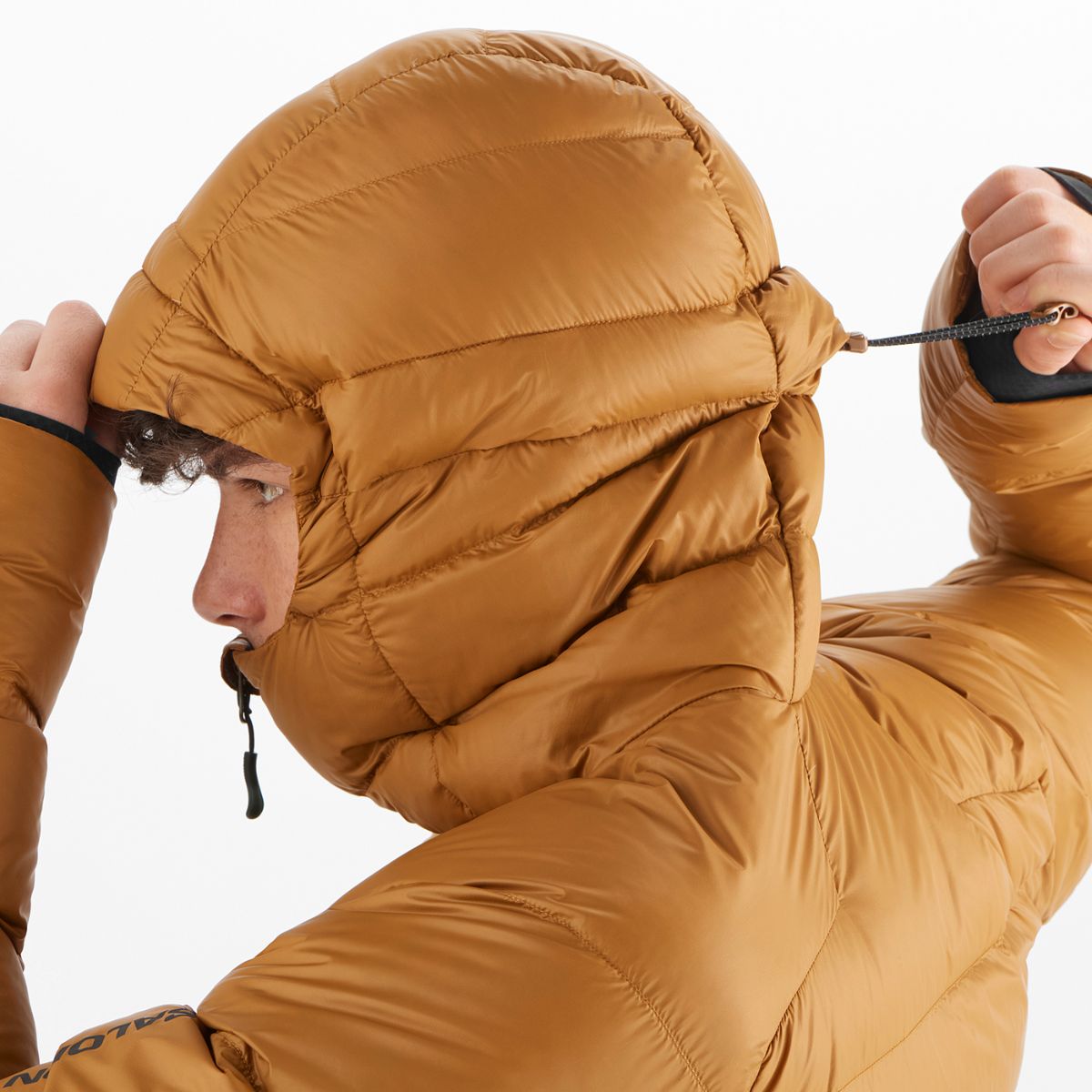 OUTLINE DOWN HOODED JKT M